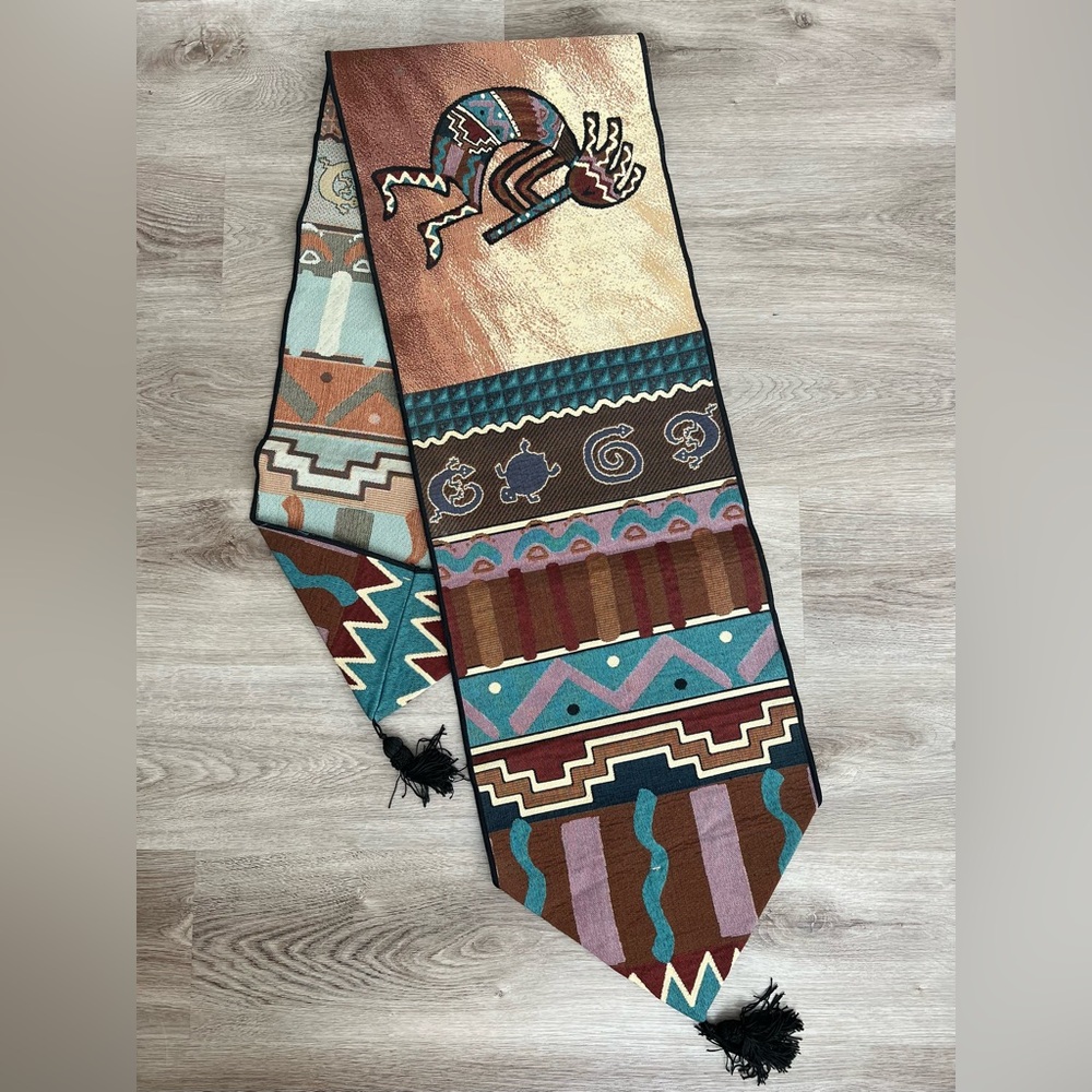 VOHANN SOUTHWESTERN DANCING KOKOPELLI GECKO TEAL BLACK (1) TABLE RUNNER 68X13